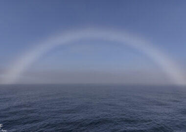 Groenlandia-Est-arcobaleno-bianco-1