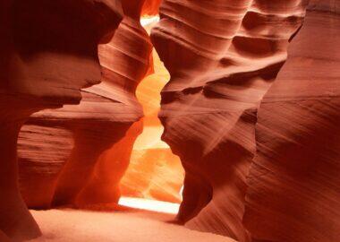 antelope-canyon-blueberry-travel