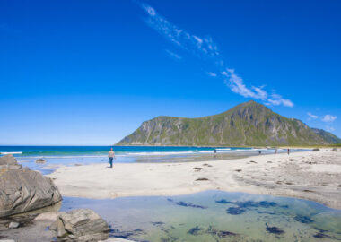 norvegia-lofoten-Skagsanden-Flakstad-blueberrytravel