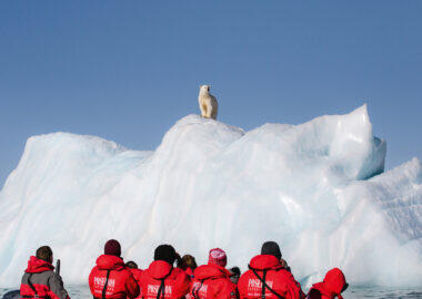 svalbard-escursione-gommone-poseidon-01-blueberrytravel