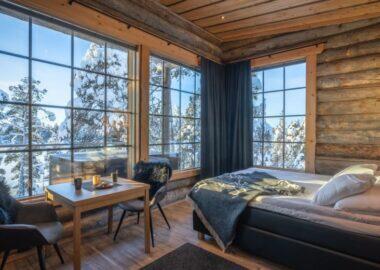 finlandia-lapponia-wilderness-hotel-nangu-log-cabin-01-blueberrytravel
