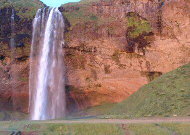 islanda-seljalandsfoss-04-blueberrytravel