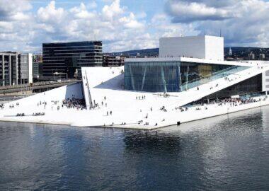 Operaen sett fra luften.Foto: birdseyepix.com/Christopher Hagelund.