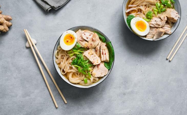 Shoyu ramen con pollo la ricetta
