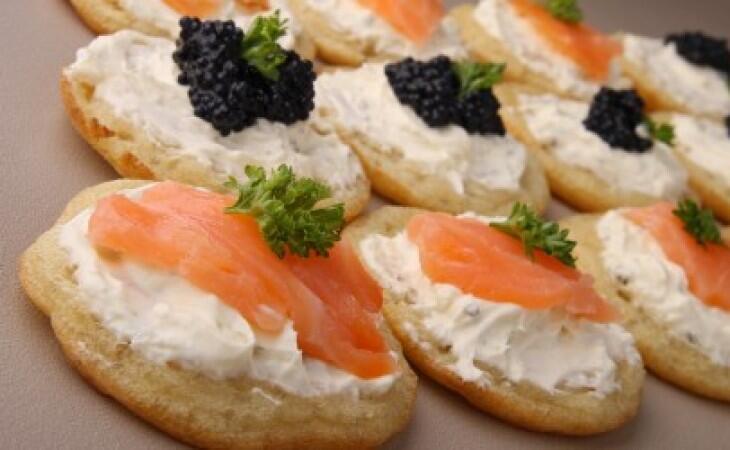 Ricetta Blinis Salmone e Caviale
