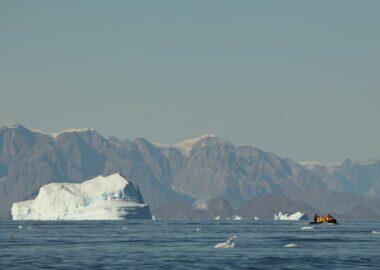 Groenlandia-escrurione-gommone-quark-blueberrytravel