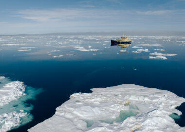 blueberry-travel-crociera-svalbard-ms-freya-01-secret-atlas