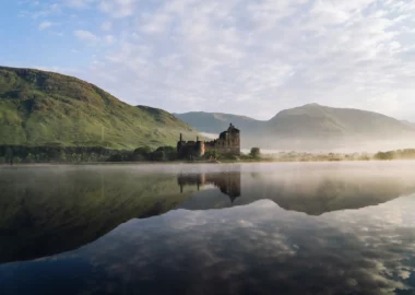 Viaggio in Scozia vecchio castello su lago
