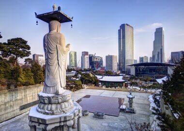 corea-seoul-bongeunsa temple-skyline-blueberry-travel